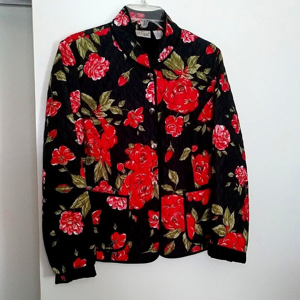 🌹 Kim Rogers Quilted Jacket – Petite M – Black Rose Floral
